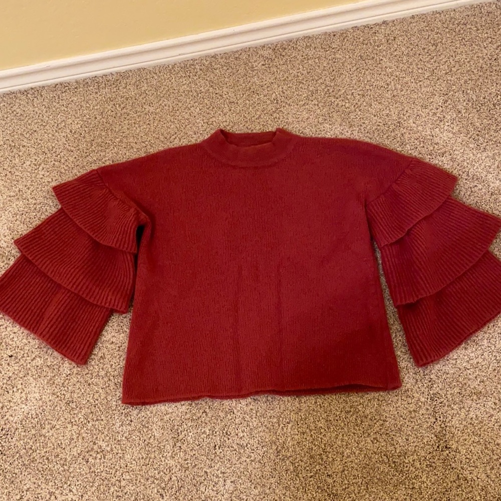 Endless Rose Tier Sleeve Sweater